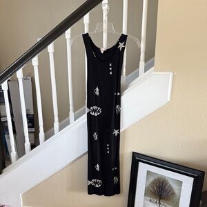 Chic Black and White Patterned Midi Dress